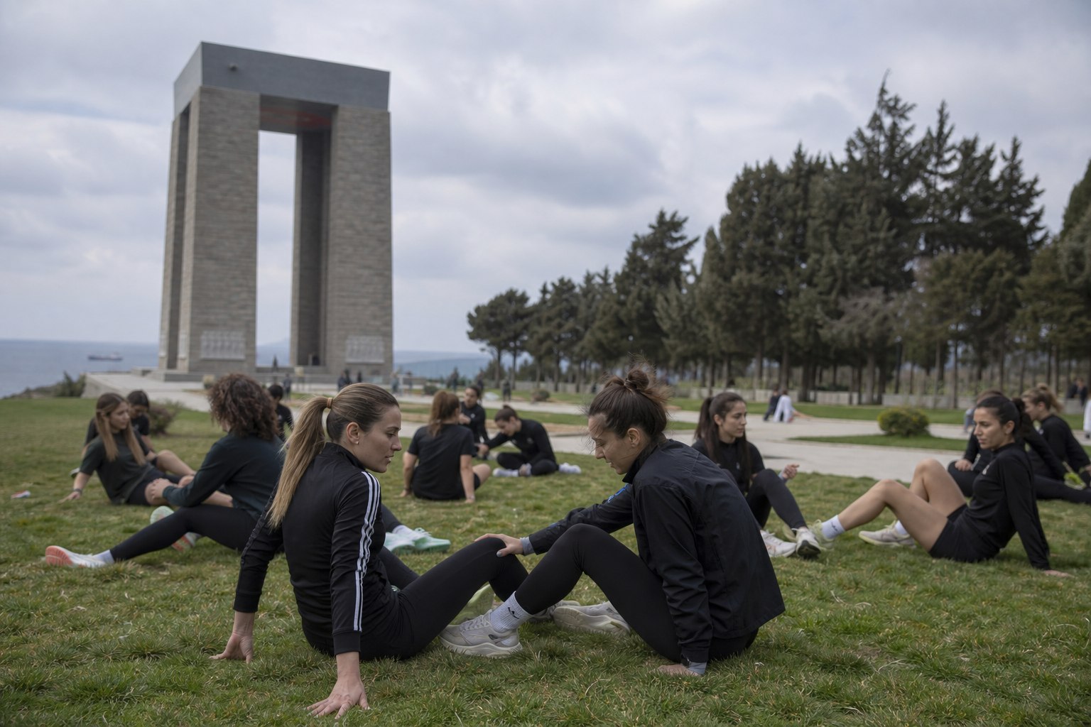 Çanakkale’de spor ve kadın sporcular kamp grup çalışması