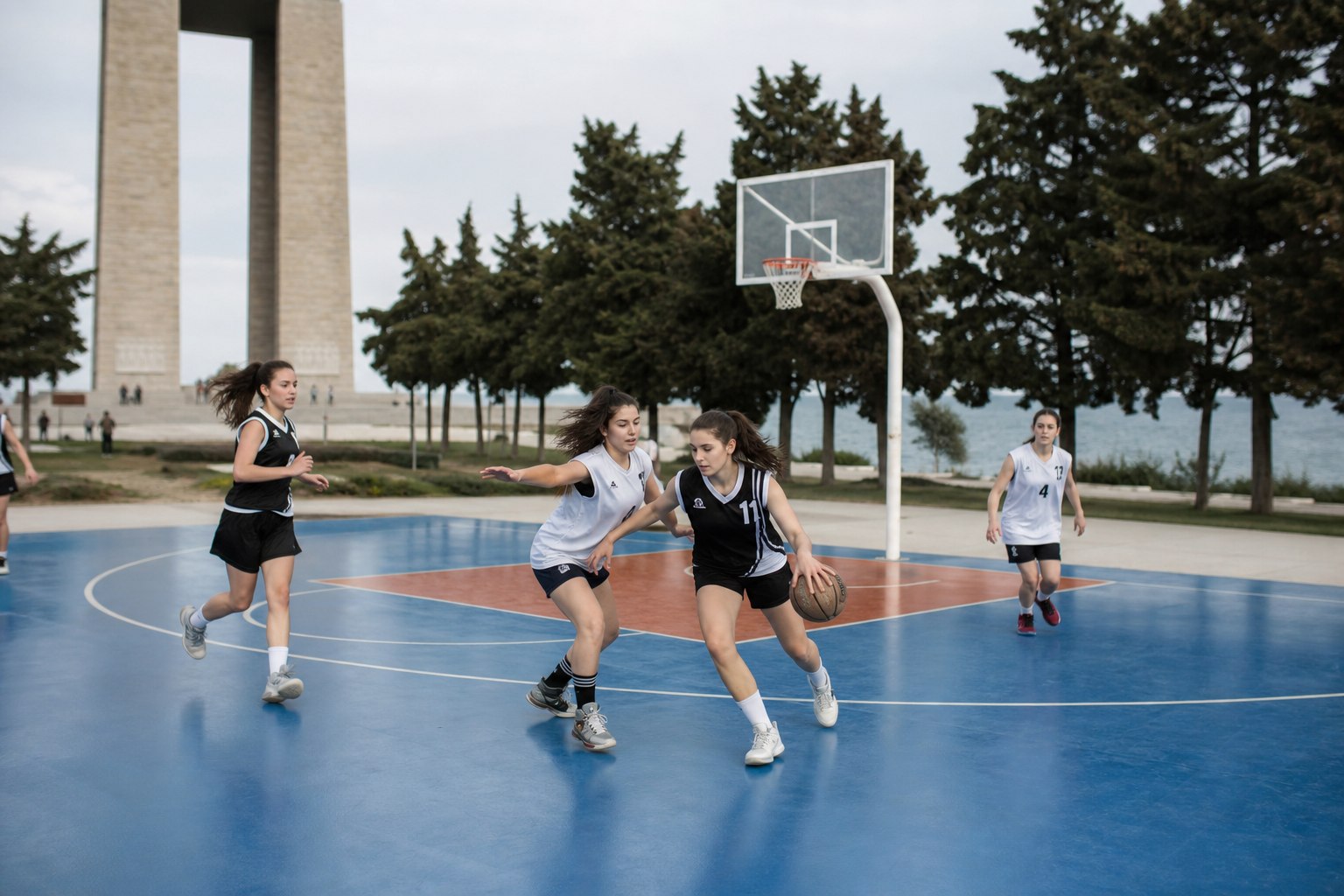 Genç Kızlar Basketbol: Türkiye’de Kadın Sporcuların Yükselişi ve Çanakkale’de Basketbol Fırsatları